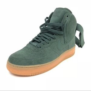 Nike Men's AIR FORCE 1 HIGH '07 LV8 SUEDE Vintage